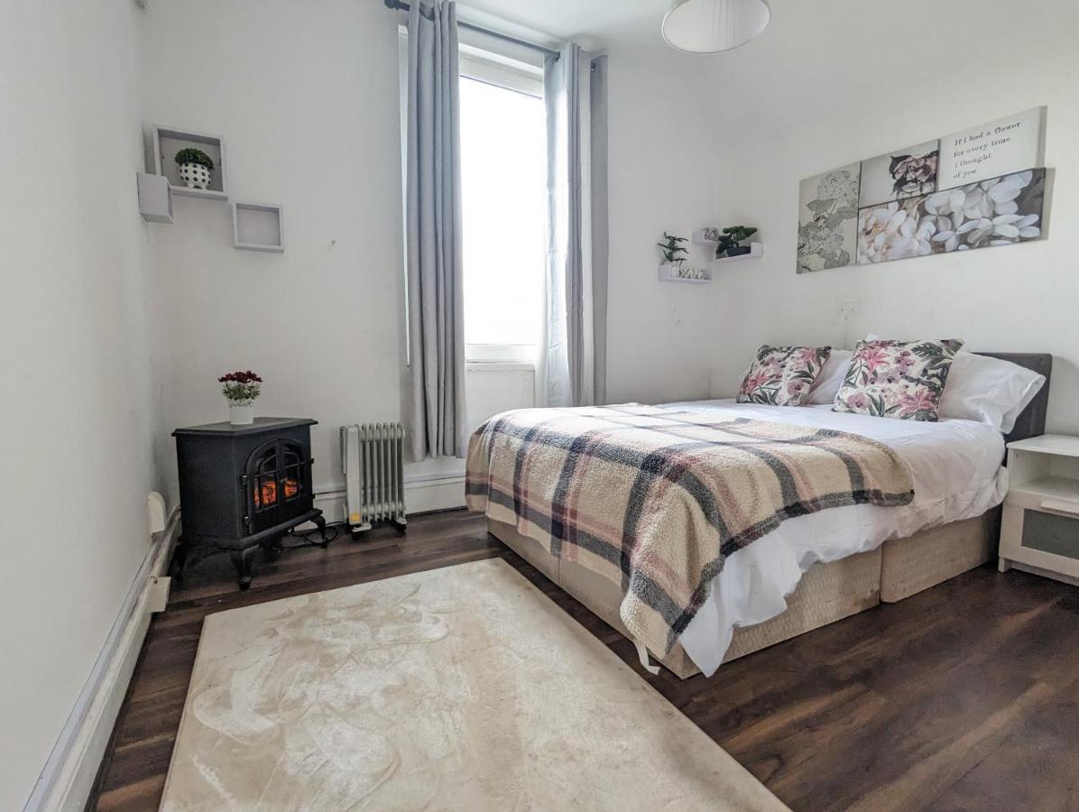 Whitchurch 1 Bedroom Apartment カーディフ エクステリア 写真