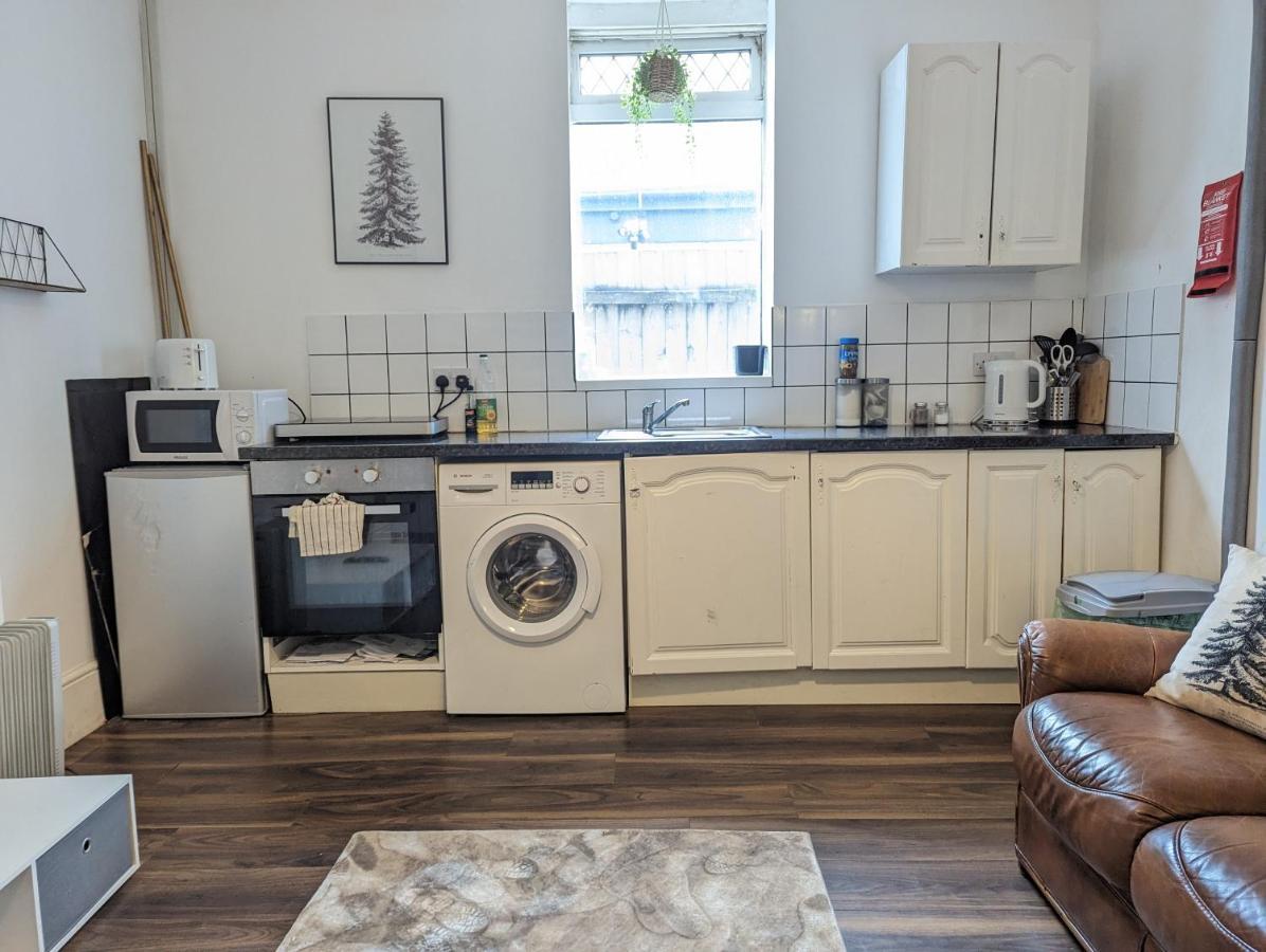Whitchurch 1 Bedroom Apartment カーディフ エクステリア 写真